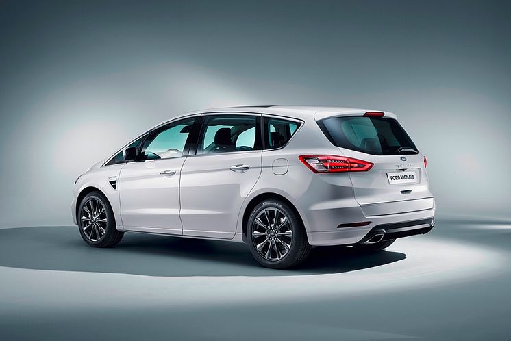 A Ford négy új modellel, valamint exkluzív szállodai és utazási szolgáltatással bővíti a magas színvonalú Ford Vignale programot