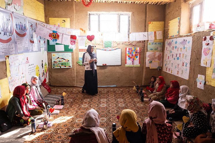 Rädda Barnens Child Freindly Space i Balkh-regionen, Afghanistan. Fotograf Jim Huylebroek and Save the Children