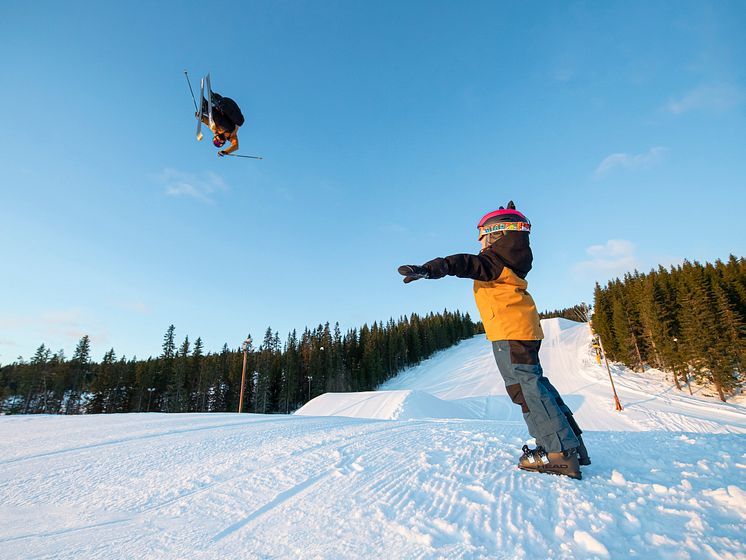 Anders Backe går høyt i Trysil