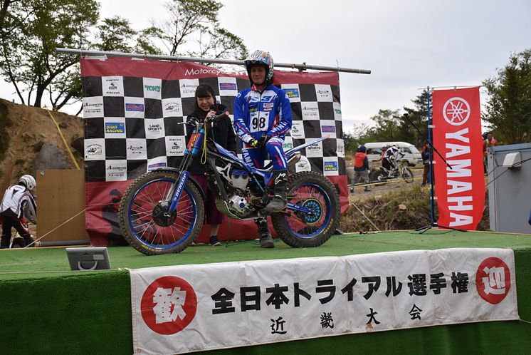 2019041504_009xx_JTR_Rd1_黒山選手_4000