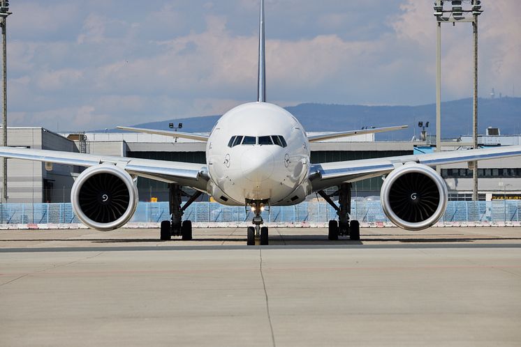 Lufthansa Cargo D-ALFF