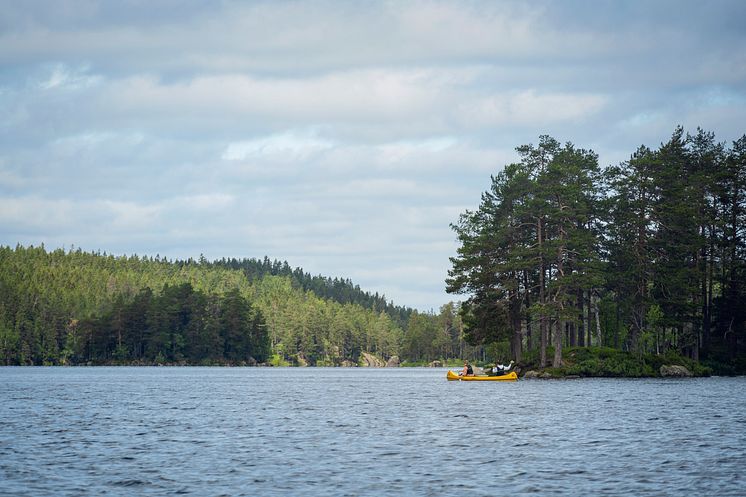 Vatten_paddlingMalingsboKloten_AnnaHolm_VisitDalarna