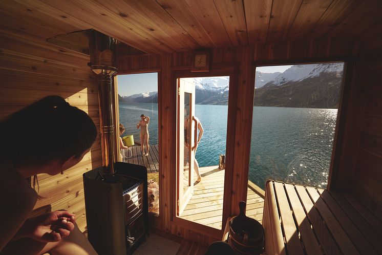 Heit Sørfjorden Sauna 2 - Photo - Tor Hveem (3)