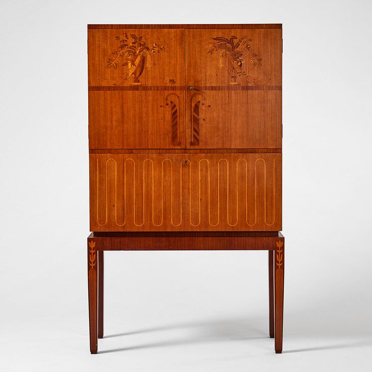 Bar cabinet by Axel Einar Hjorth