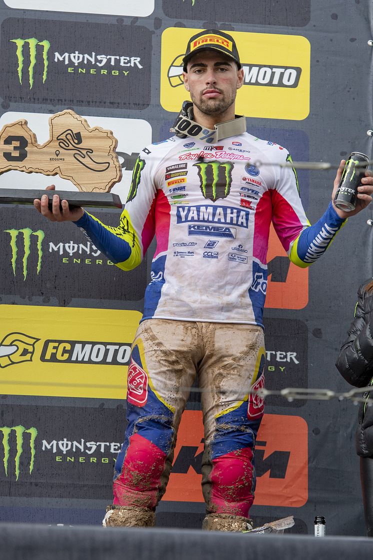 2023060502_013xx_WMX_rd8_ベニスタント選手_4000