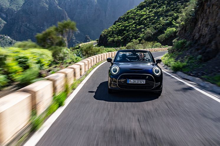 MINI Cooper SE Cabriolet