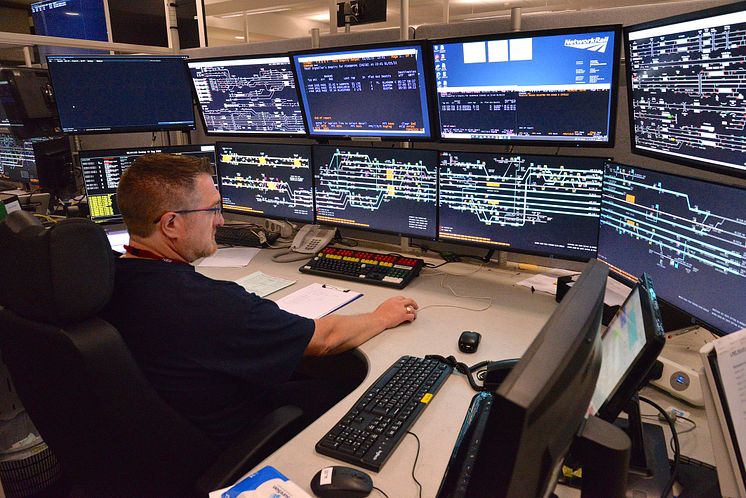 New digital signalling for Great Northern’s route to City of London
