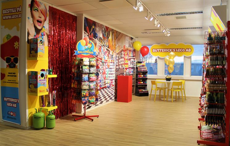 Showroom Butterick's Leco Norwegian Toy House