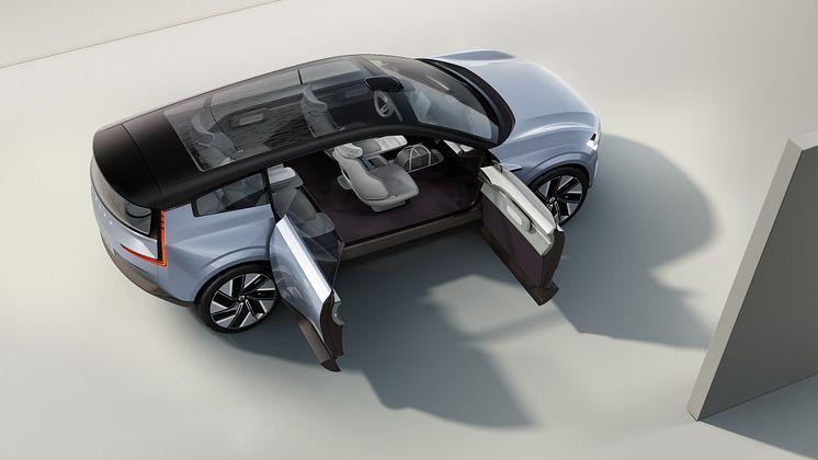 Volvo Concept Recharge.jpg