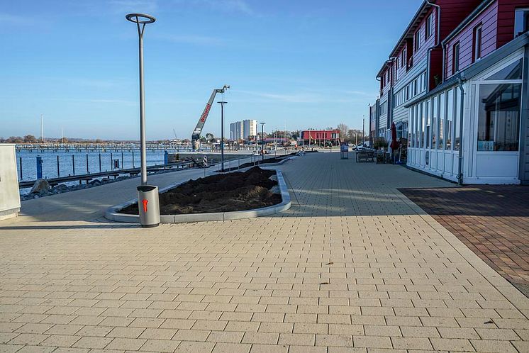 Neue Yachthafenpromenade