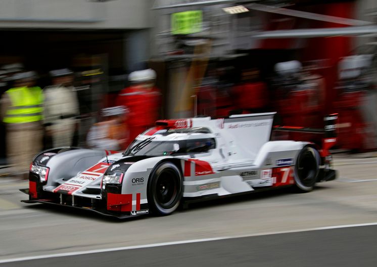 Audi R18 e-tron quattro #7 (Audi Sport Team Joest), Marcel Fässler, André Lotterer, Benoît Tréluyer