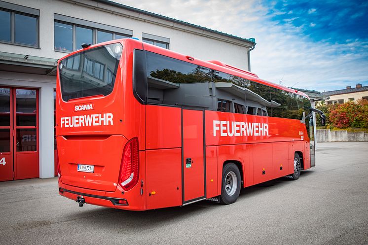 Scania Bus für logistische und taktische Einsätze der Feuerwehr