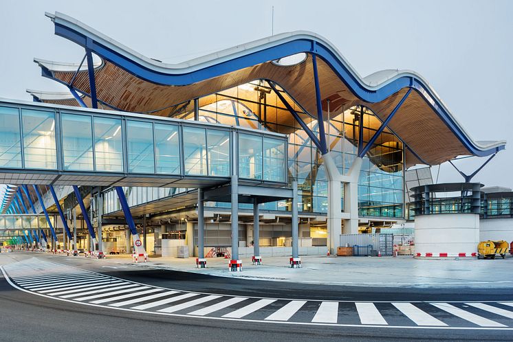 Adolfo+Suárez+Madrid-Barajas+(exterior+1)