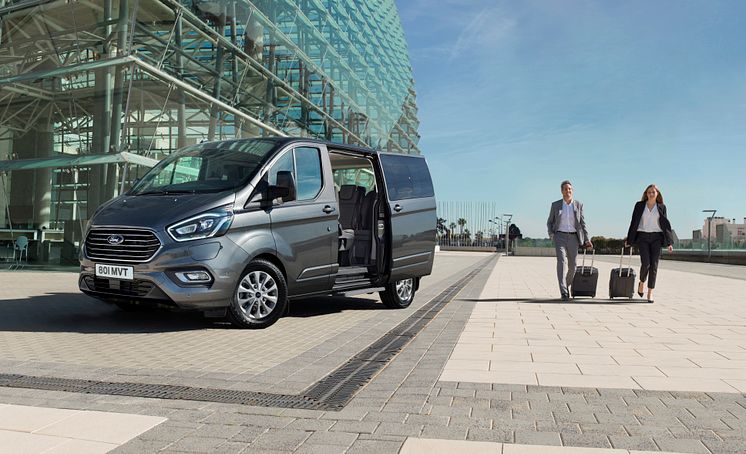 Ford Tourneo Cusom PHEV