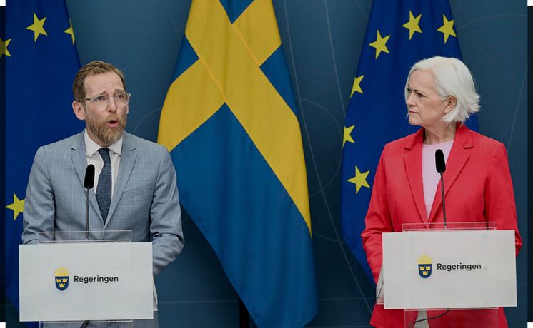 Socialminister Forssmed och sjukvårdsminister Ankarberg Johansson