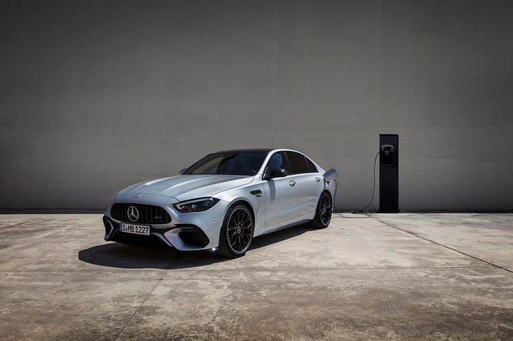 Mercedes-AMG C 63 S E PERFORMANCE 