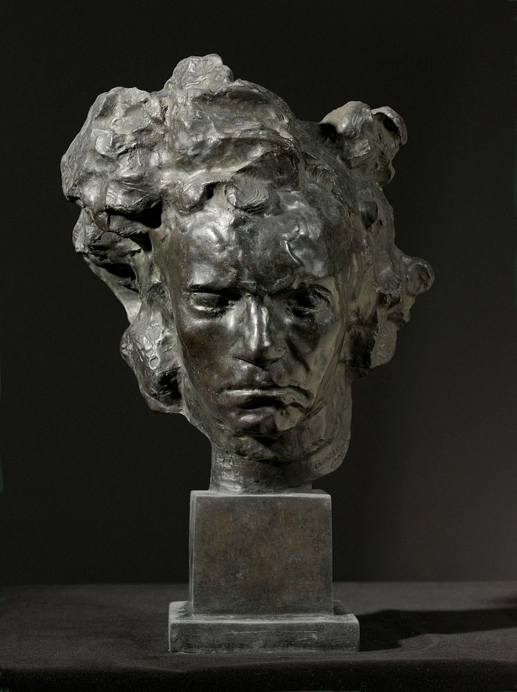 Antoine Bourdelle, Beethoven with open eyes, mask (full study), 1901. Bronze. Musée Bourdelle, Paris.