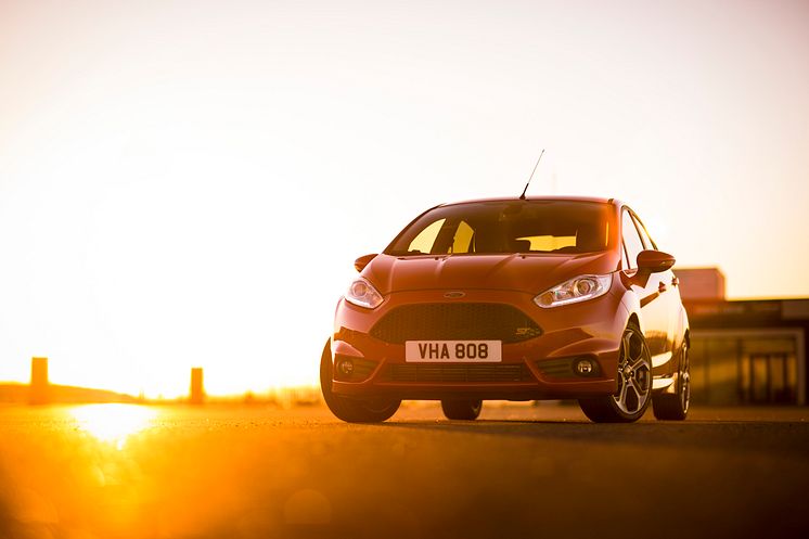 049_Ford_Motorland