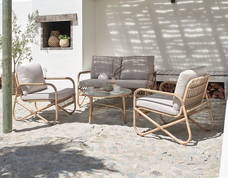 Colecția de mobilier și accesorii de grădină 2025