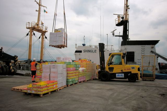 NI 17 14 man arrested in tobacco raid 3