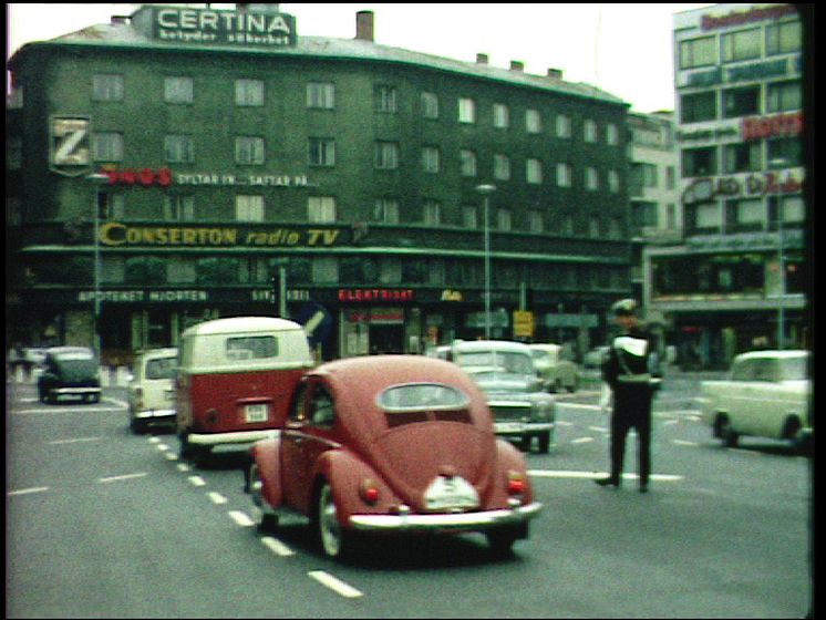 Triangeln, trafik. Från Här & Då - historisk film på stan under Nordisk Panorama