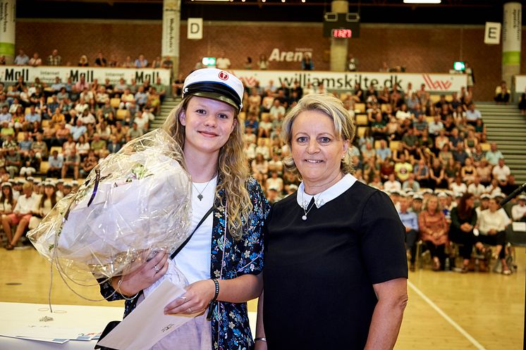 Camilla Spanggaard Bach fik det nystiftede legat fra Arena Randers for at vise, hvordan idræt og uddannelsen kan gå hånd i hånd. 