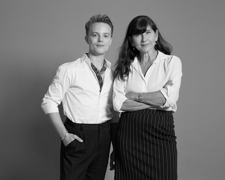 David Cornelius Price (tv)og  Marie Brolin-Tani (th)_Holstebro Dansekompagni_Foto af Ditte Chemnitz.jpg