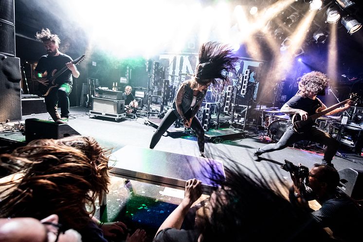 Jinjer live 2019