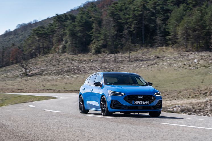2024_FORD_FOCUS-ST_52.jpg