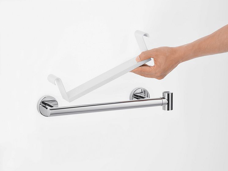 Hansgrohe_GrabHandleComfortSet_AmbienceShelf