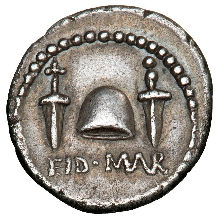 M. Iunius Brutus og L. Plaetorius Cestianus, Eid Mar denar, Cr. 508:3 ..