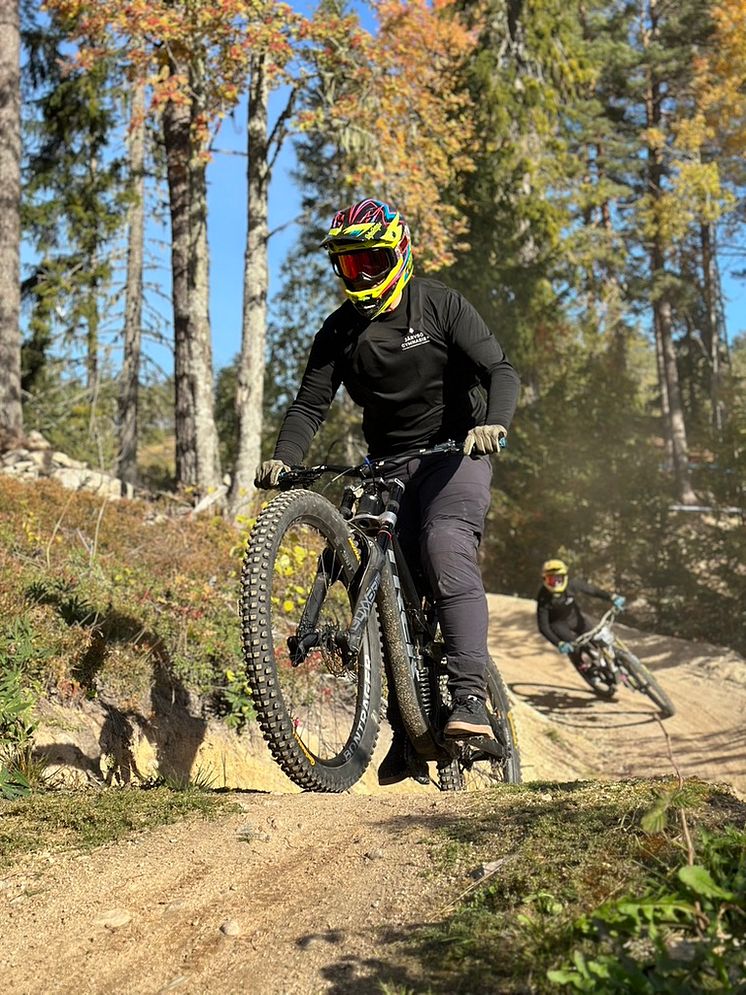 Downhill i Järvsö Bergscykelpark. 
