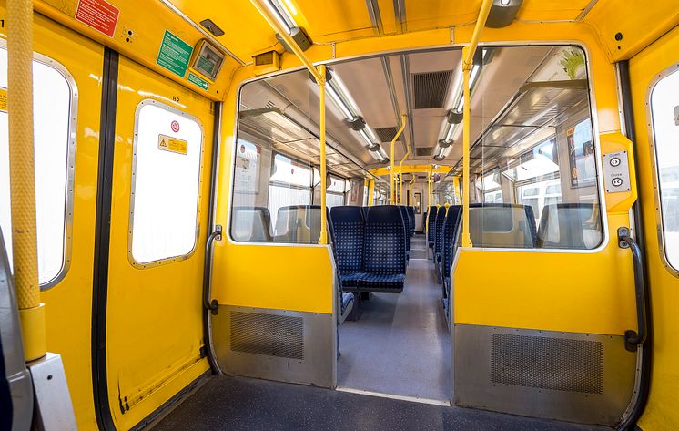 Old Moorgate train - saloon