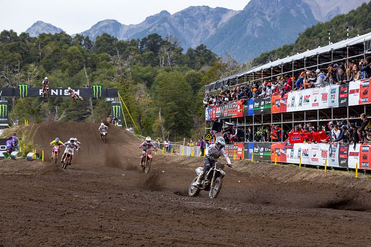 2022032102_004xx_MXGP_Rd3_ルノー選手_4000