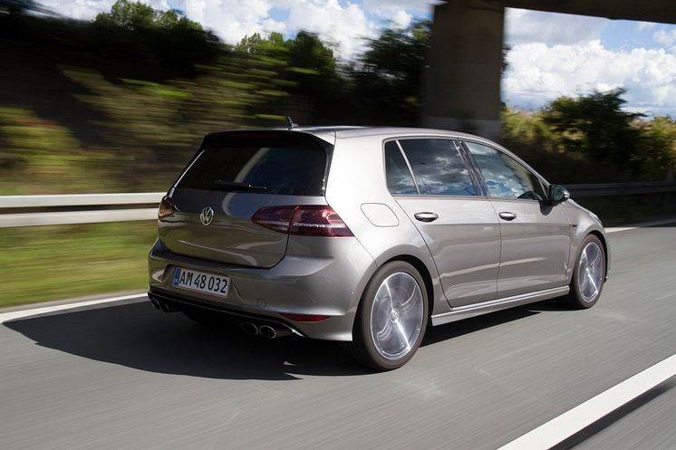 Golf R