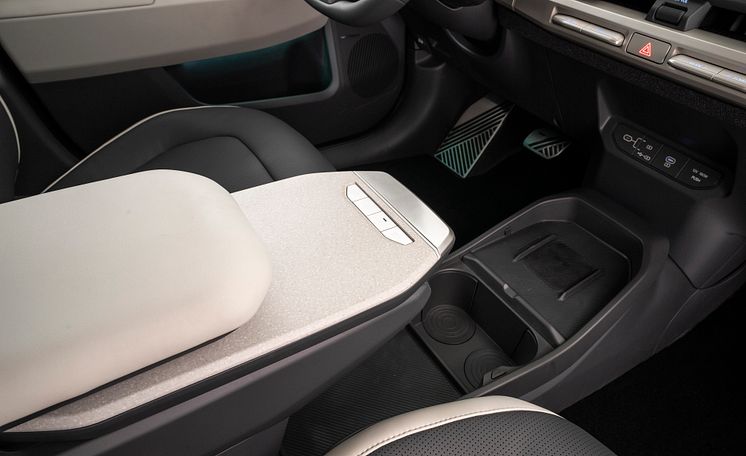 kia-ev3-gtline-aventurinegreen-interior-print-3600x2400-011.jpg