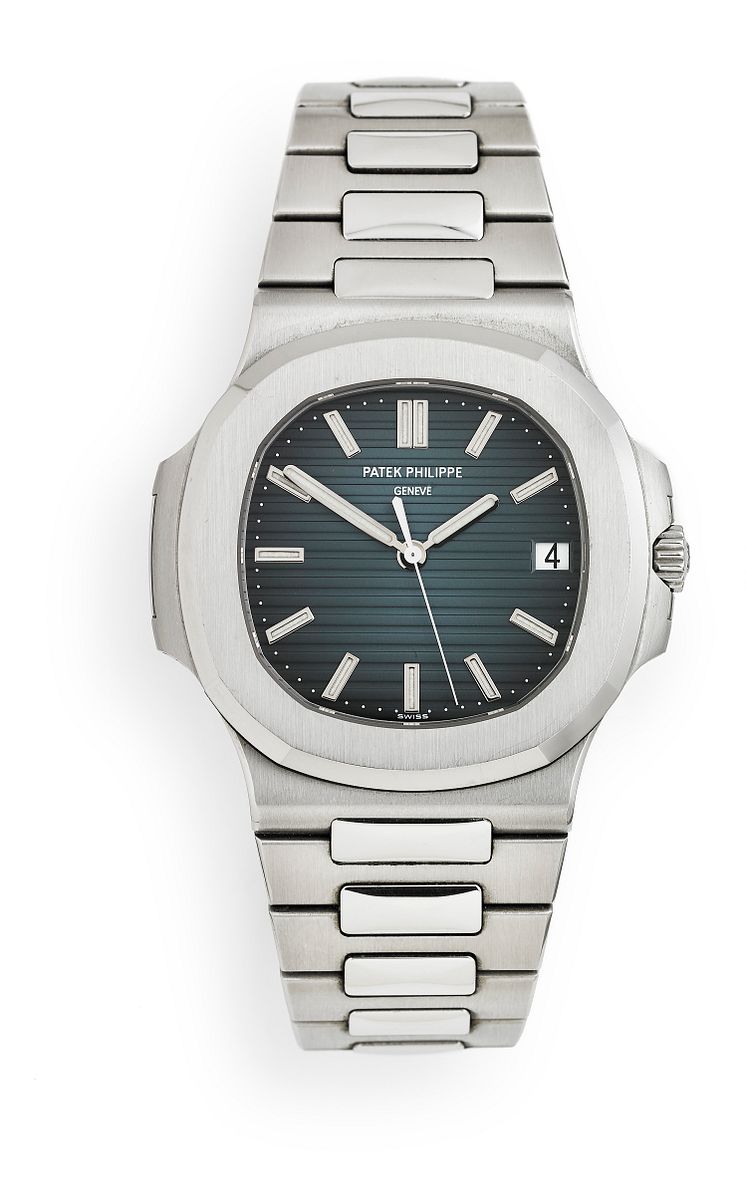 Patek Philippe: A gentleman's wristwatch of steel. Model Nautilus, ref. 5711/1A-001. Mechanical movement with automatic winding, cal. 324 S C. 2009. Estimate: €40,000-53,500 (DKK 300,000-400,000)