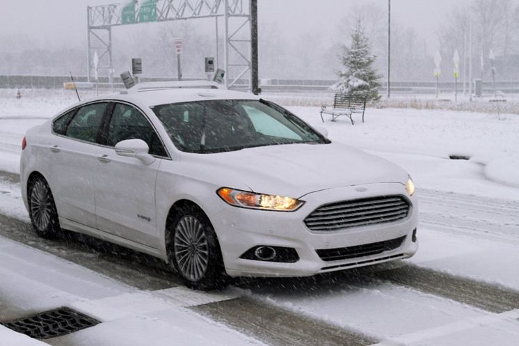 A Ford az iparágban elsőként teszteli önjáró autóit havas utakon, tovább gyorsítva ezzel fejlesztési programját