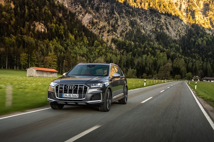 Audi SQ7 TFSI (2020)