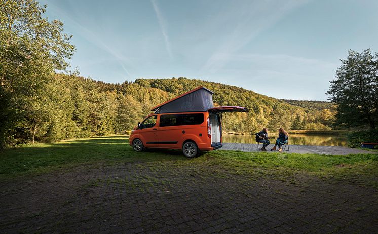 2019Ford_TransitCustomNugget_14