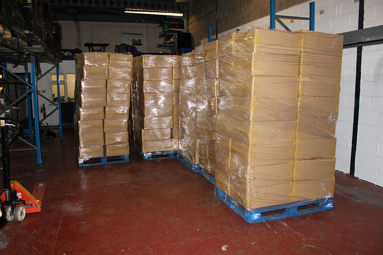 NW 03 14  illegal cigarettes seized in Huyton 1