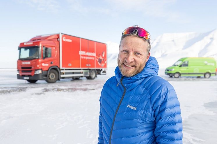 Helelektrisk post på Svalbard