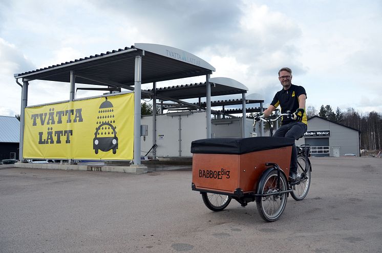 Anders Nygårds på elassisterad lådcykel