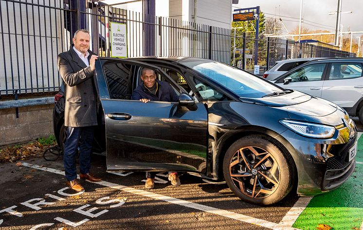 Local MP celebrates new EV charging points in Harpenden