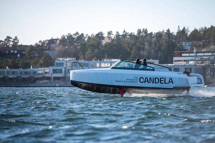 Candela C-8 maiden flight