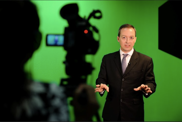 A shoot in progress at our green screen studio located at Shenton Way