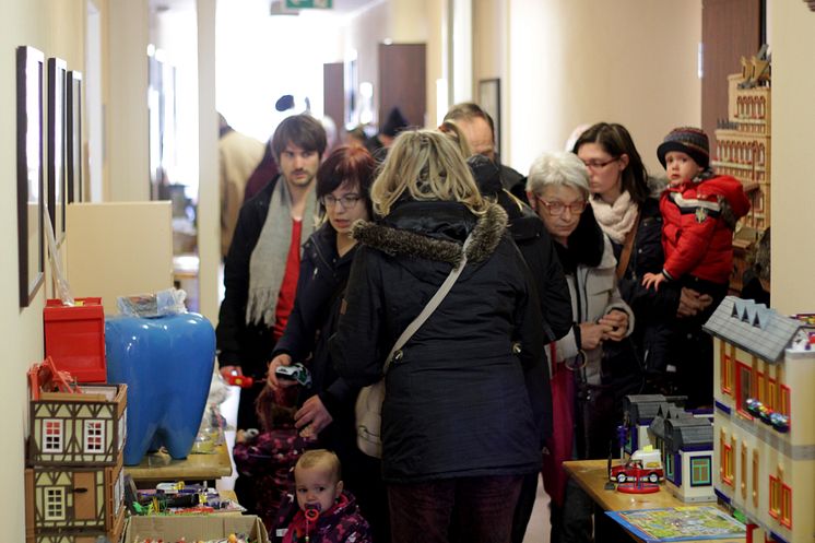 Trödeln und Vorlesen am Tag der Kinderhospizarbeit