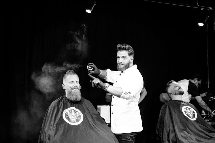 Omar Darwish, Sharper Barbershop