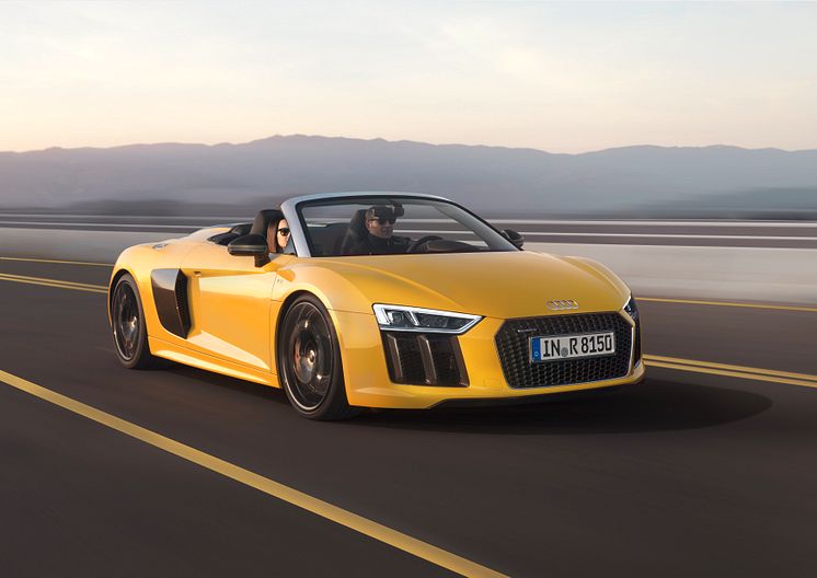 Audi R8 Spyder - front