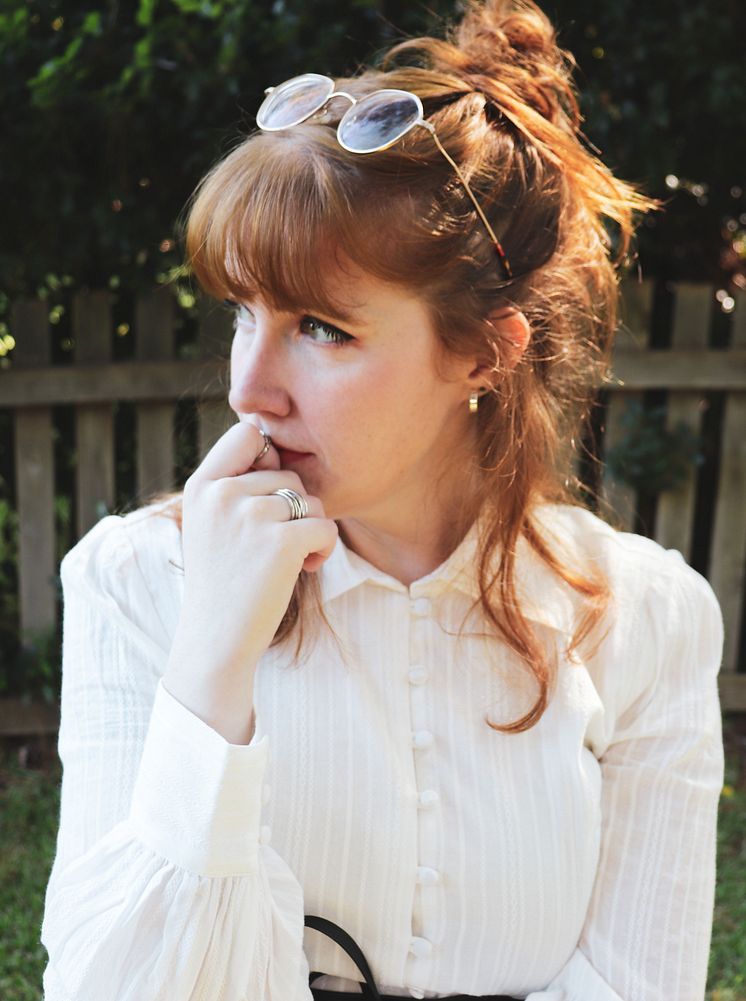 Ashley Poston.jpg